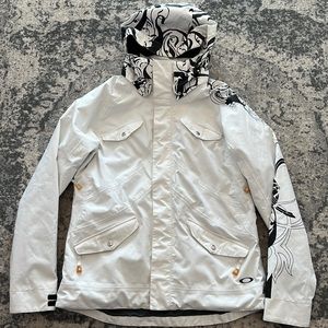 Oakleys Women’s Ski Jacket